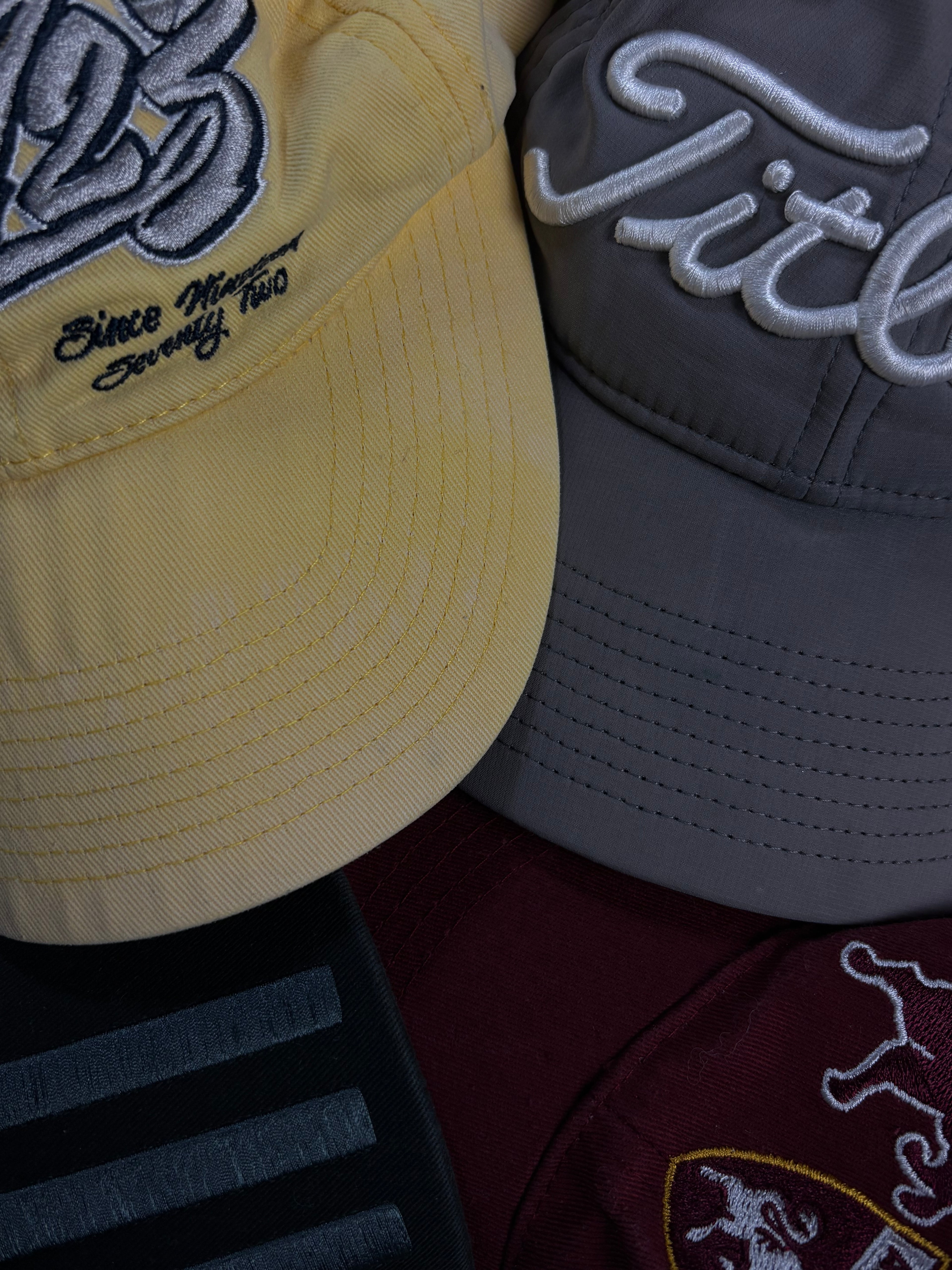 Caps