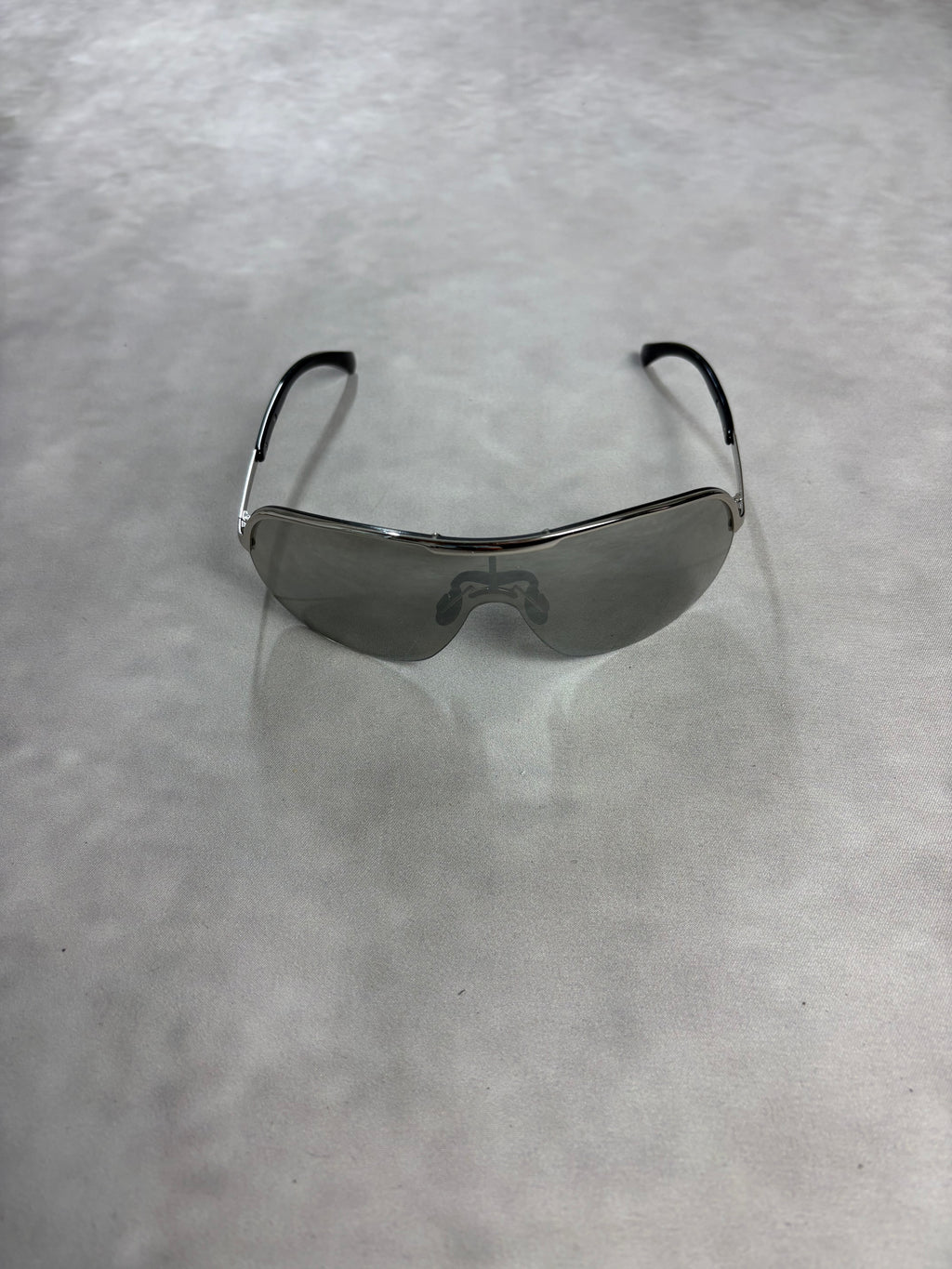 Vintage Giorgio Armani Shield Sunglasses – Y2K Silver Visor Shades