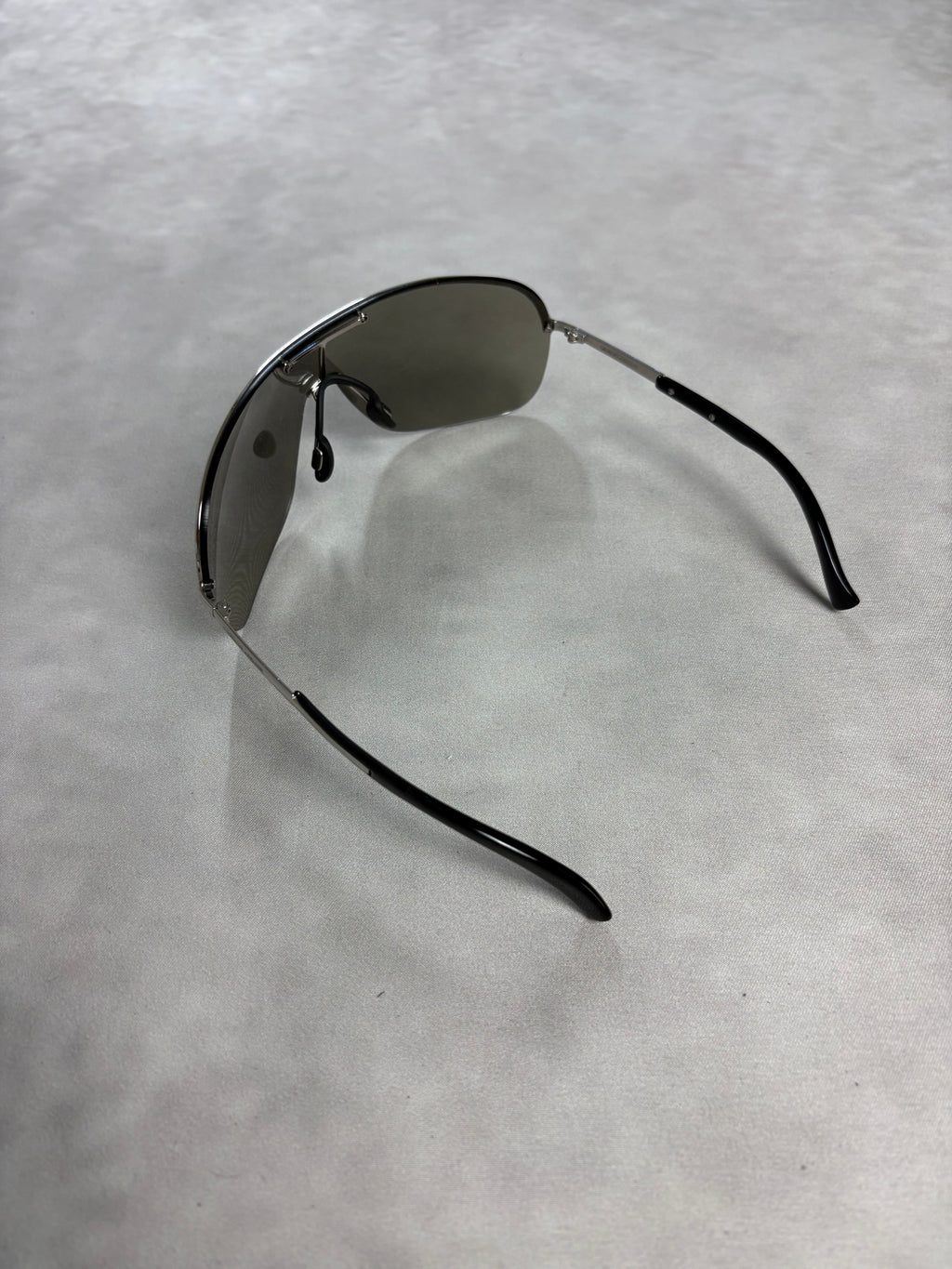 Vintage Giorgio Armani Shield Sunglasses – Y2K Silver Visor Shades