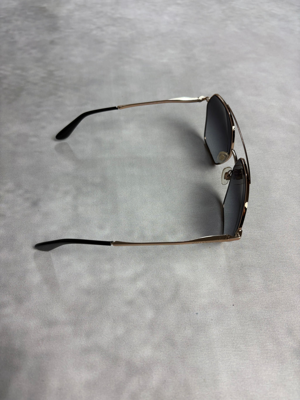 Dolce & Gabbana Aviator Sunglasses Gold Black – Vintage Designer Eyewear
