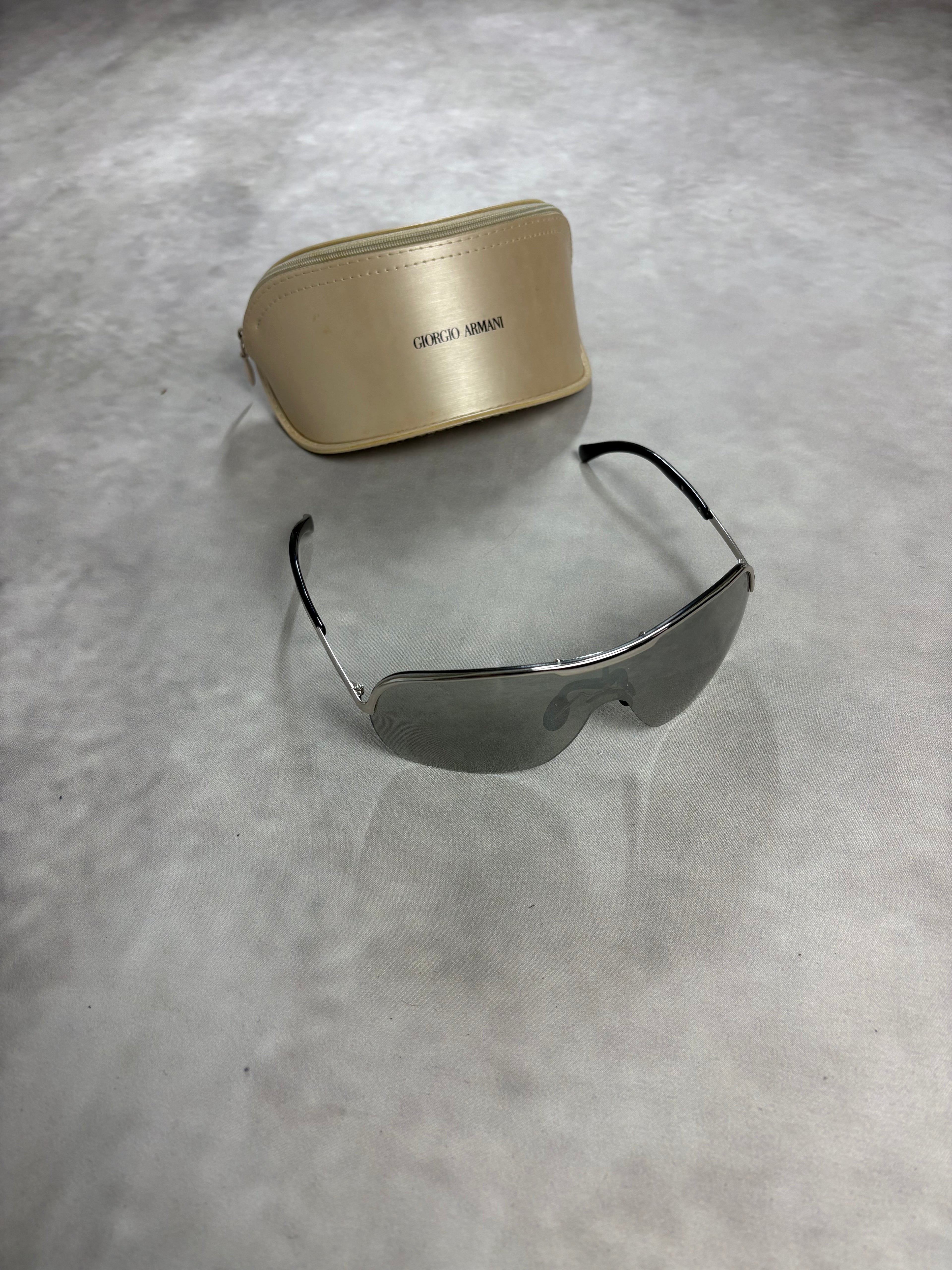 Vintage Giorgio Armani Shield Sunglasses – Y2K Silver Visor Shades